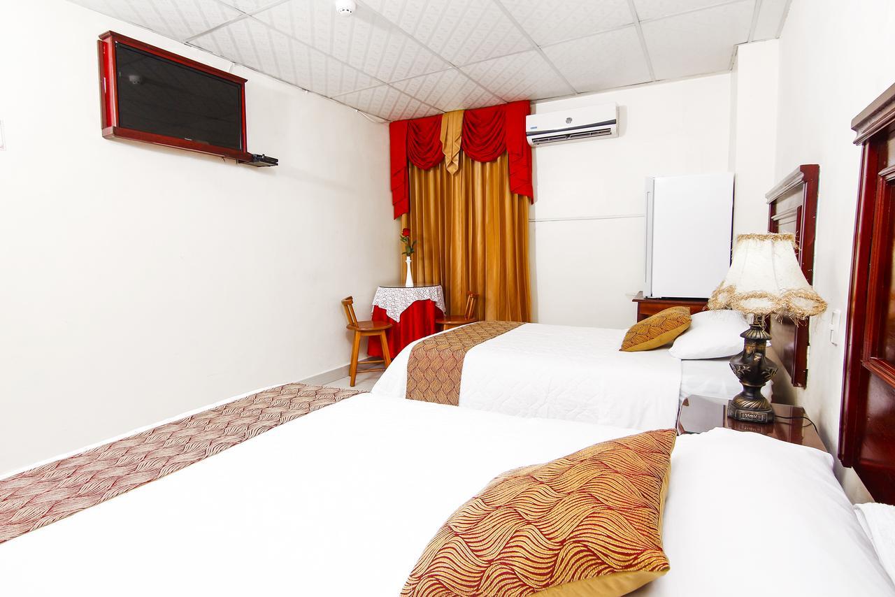 Hotel Flor De Liz Guayaquil Esterno foto