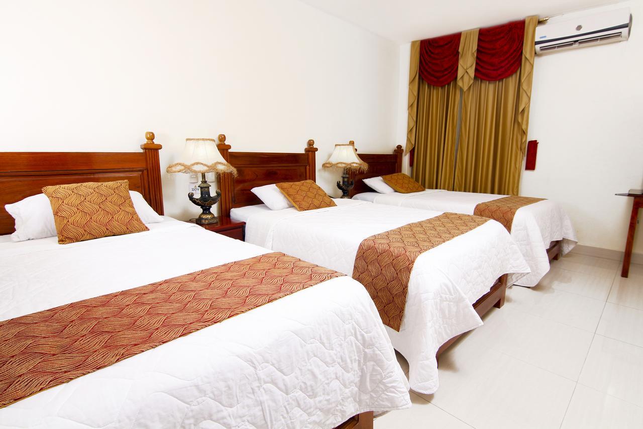 Hotel Flor De Liz Guayaquil Esterno foto